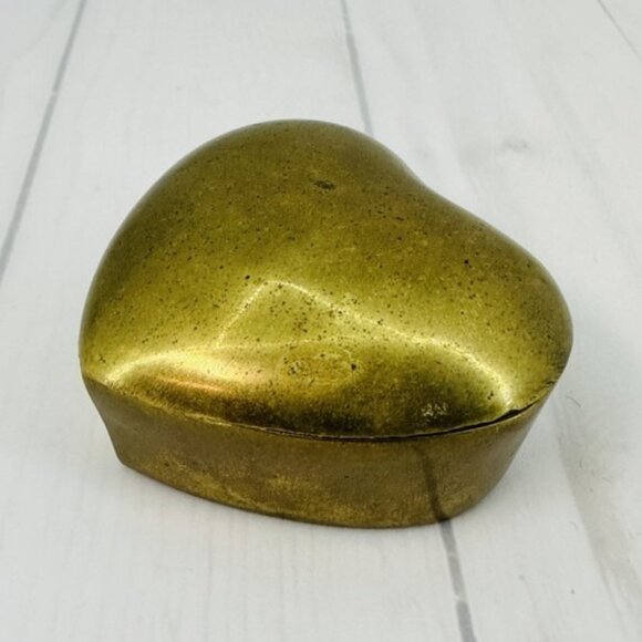 Vintage 2" Brass Heart Small Trinket Lidded Box PWF Made in Korea - Picture 10 of 12